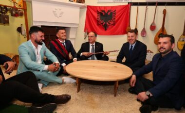 President Begaj në Muzeun Etnografik dhe në Muzeun e Bandës Frymore në Rrëshen: Unikal në Shqipëri