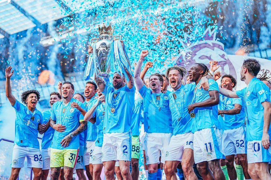 7 sezone dhe 17 trofe, Manchester City përgatitet për largimin e një legjende