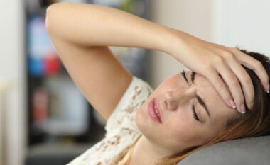 Si të dalloni migrenën nga një dhimbje koke e thjeshtë