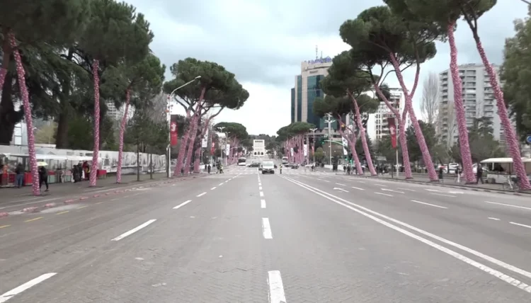 ‘Dita pa makina’, ja akset rrugore që do të bllokohen në Tiranë