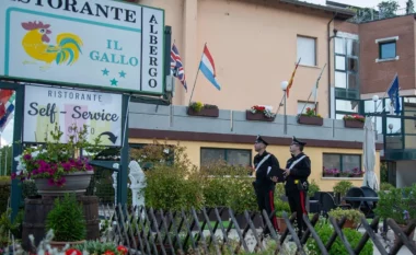50-vjeçari shqiptar godet 8 herë me thikë ish-pronaren e hotelit ku punonte: Më thanë ta bëj