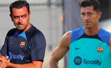 Xavi donte që Barcelona t’i hiqte qafe Lewandowskin dhe katër lojtarë të tjerë