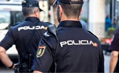 Tentoi të vriste dy persona me motorr, arrestohet 43-vjeçari shqiptar në Spanjë