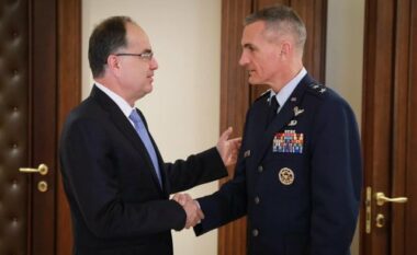 Gjeneralmajori amerikan takon Begaj: Forcim i bashkëpunimit në fushën e mbrojtjes dhe sigurisë