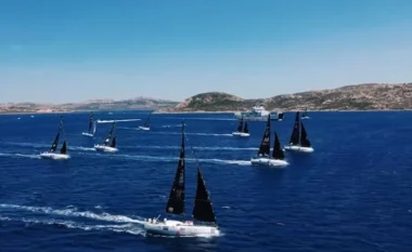 Durrësi përfshihet në Xhiron e Italisë me vela, pjesë e spektaklit tradicional të Marinës Ushtarake Italiane