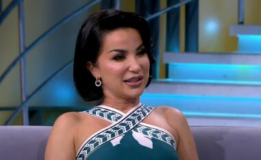 VIDEO/ Roza Lati “humb ndjenjat” në mes të emisionit, çfarë ndodhi me ish-banoren e “Big Brother”?