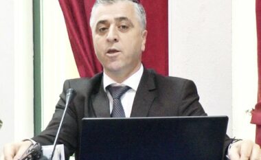 Ish-rektori i Universitetit të Durrësit, Mit’hat Mema, merret i pandehur nga Prokuroria