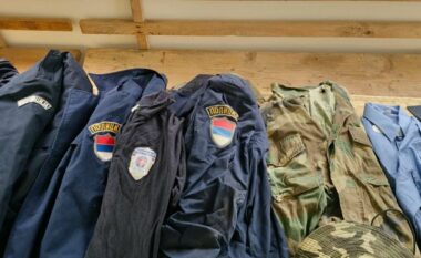 Gjenden uniforma të policisë serbe në Leposaviç, Xhelal  Sveçla: Serbia përgjegjëse për destabilizim (FOTO)