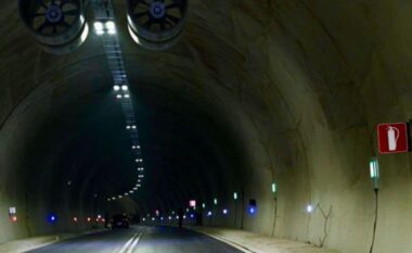 Hapet tuneli i Llogorasë/ Shkurton rrugën drejt jugut, ceremoni me këngë e valle