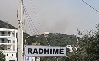 Vatra zjarri në kodrat e Radhimës, zjarrfikëset drejt vendit të ngjarjes