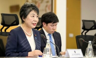 Kryediplomatja japoneze takim me Kurtin: Paqja dhe stabiliteti, vendimtare për Evropën