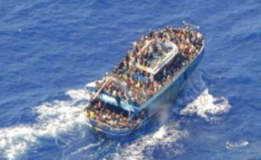 Përmbytet varka me emigrantë, 15 të vdekur e mbi 150 të zhdukur në brigjet e Mauritanisë