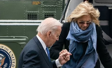 Biden tërhiqet nga gara presidenciale, reagon për herë të parë bashkëshortja e tij