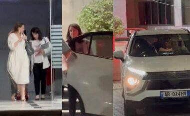 Qytetarët presin poshtë zyrës ministren Albana Koçiu dhe shpërthejnë keq ndaj saj: O vrasëse, hajdute, kriminele (VIDEO)