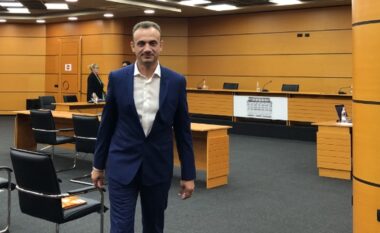 Arrestohet kryeprokurori i Vlorës Aurel Zarka, një avokat dhe një ish-oficere e Krimeve të Rënda (Emrat)