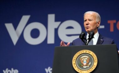 Demokratët i kërkojnë sërish presidentit Biden të rishqyrtojë kandidimin