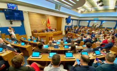 SHBA e shqetësuar pas hyrjes së partive proruse në Qeverinë e Malit të Zi: Në kundërshtim me parimin e marrëdhënieve të fqinjësisë së mirë