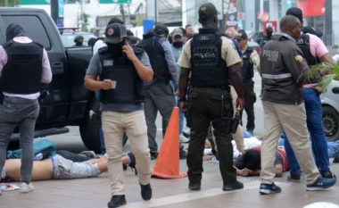 Ekuador, policia shpëton 49 viktima të rrëmbimit nga banda e krimit