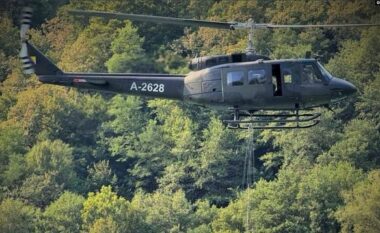 Rrëzohet një helikopter i ushtrisë së Bosnjës, ekuipazhi shpëton