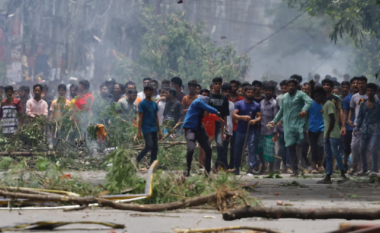 Protestat antiqeveritare në Bangladesh, të paktën 50 të vdekur