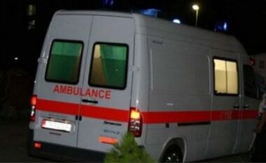 Ambulanca përplaset me një tjetër automjet në Gjirokastër, plagoset pacientja