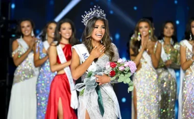 Oficerja e forcave të armatosura zgjidhet Miss USA (FOTO+VIDEO)