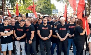 ‘Të shtypur po, të nënshtruar jo’! Shqiptarët në Bujanoc protestojnë kundër Vuçiç