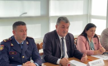 Mblidhet Komisioni i Mbrojtjes Civile në Lezhë, Prefekti: Bashkitë të jenë më bashkëpunuese për përballimin e situata emergjente nga moti