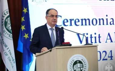 Presidenti Bajram Begaj uron studentët për vitin e ri akademik: Eksploroni gjithçka në fushën që keni zgjedhur