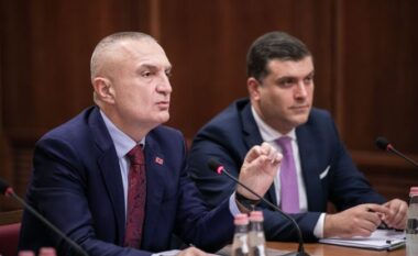 Tedi Blushi: Meta e çmontoi nga “brinjët” Dumanin, sa u detyrua të braktiste sallën e gjyqit