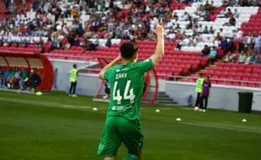 VIDEO/ Daku tund rrjetën në Rusi, sulmuesi feston me gol rikthimin në Kombëtare