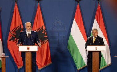 Orban në konferencë me Ramën: Shqipëria duhet të ishte pjesë e BE-së, fatkeqësisht po shikojmë pengesa politike