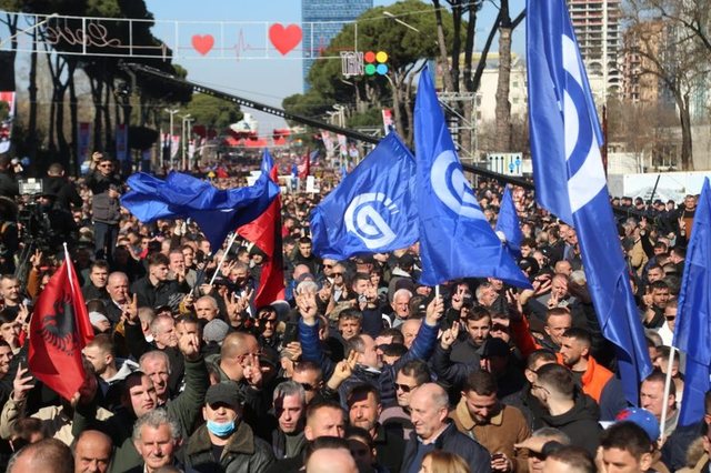 Mosbindja civile e opozitës/ Ja cilat rrugë do bllokohen sot, çfarë  pritet të ndodhë?