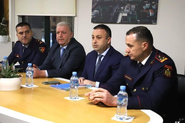 Hoxha dhe Proda prezantojnë Drejtorët e Policisë në Tiranë dhe Durrës, zbardhet porosia për ngjarjet kriminale