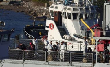 Gjykata e Romës pezulloi qëndrimin e e tyre në Shqipëri, largohen nga kampi i Gjadrit 7 emigrantët e ardhur nga Italia