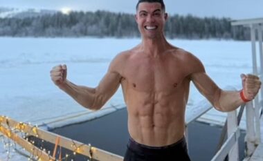 Ronaldo nuk i trembet të ftohtit, zhvishet në temperatura -20 gradë celsius