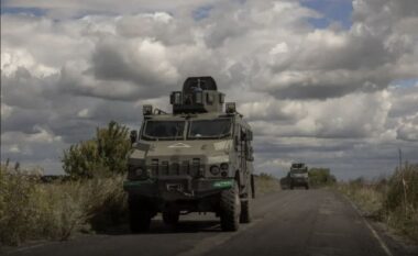 Rusia pushton pjesë të mëdha në Ukrainën lindore