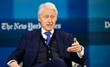 Bill Clinton shtrohet në spital, ja gjendje e tij shëndetësore