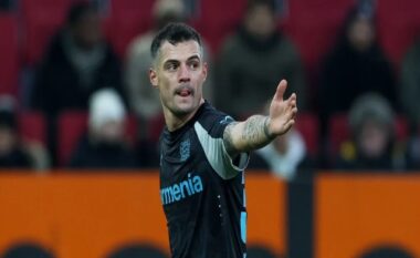 Alonso ndryshon stil, Xhaka rikthehet deciziv, me shqiptarin titullar Bajeri s’humb kurrë