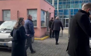 Kryetari i Bashkisë Devoll Eduard Duro, paraqitet në SPAK