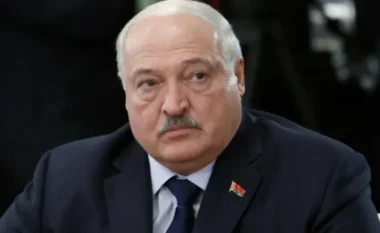 Zgjedhjet presidenciale në Bjellorusi, Lukashenko kërkon mandatin e 7-të pas 30 vitesh në pushtet