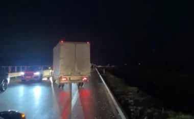 EMRI/ Kush është 30-vjeçari që u qëllua sot për vdekje në autostradën Fier-Vlorë