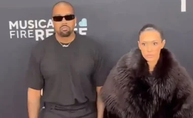 Zhveshja e modeles në tapetin e kuq, Kanye dhe Bianca përjashtohen nga Grammy