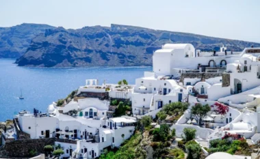 Breshëri tërmetesh në Santorini, lëkundje edhe në Athinë