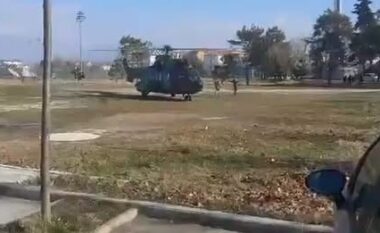 Aksidenti në Kolonjë, shoferi dërgohet me helikopter drejt Traumës (VIDEO)