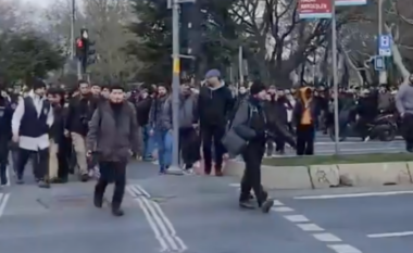 Kaos në rrugët e Stambollit pas arrestimit të kryetarit të këtij qyteti