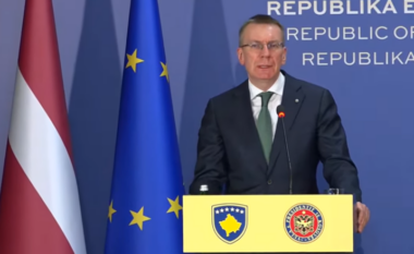 Presidenti i Letonisë mbështet heqjen e masave të BE-së ndaj Kosovës, shprehet i paqartë për statusin e vendit kandidat