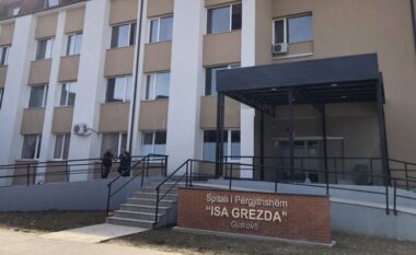 Banorët e Tropojës marrin shërbim mjekësor falas në Kosovë: Po të mos jetë Gjakova, vdesim