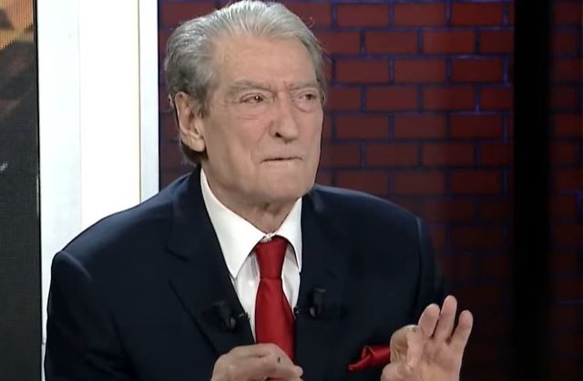 “Brenda 100 ditëve shqiptarët do të jetojnë më mirë” Berisha: Çdo shqiptar do të ketë listën italiane të rimbursimeve të ilaçeve