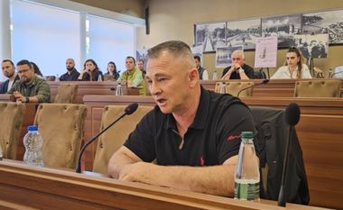 Gjovalin Ndoj largohet nga PSD-ja e Tom Doshit dhe i bashkohet PS-së në Bashkinë e Shkodrës